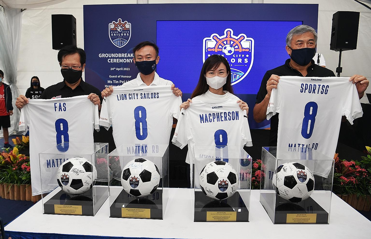 From left: FAS president Lim Kia Tong, Lion City Sailors chief executive Chew Chun-Liang, MP for MacPherson Tin Pei Ling and SportSG CEO Lim Teck Yin holding jerseys bearing the address of the Singapore Premier League club's upcoming Mattar Road faci