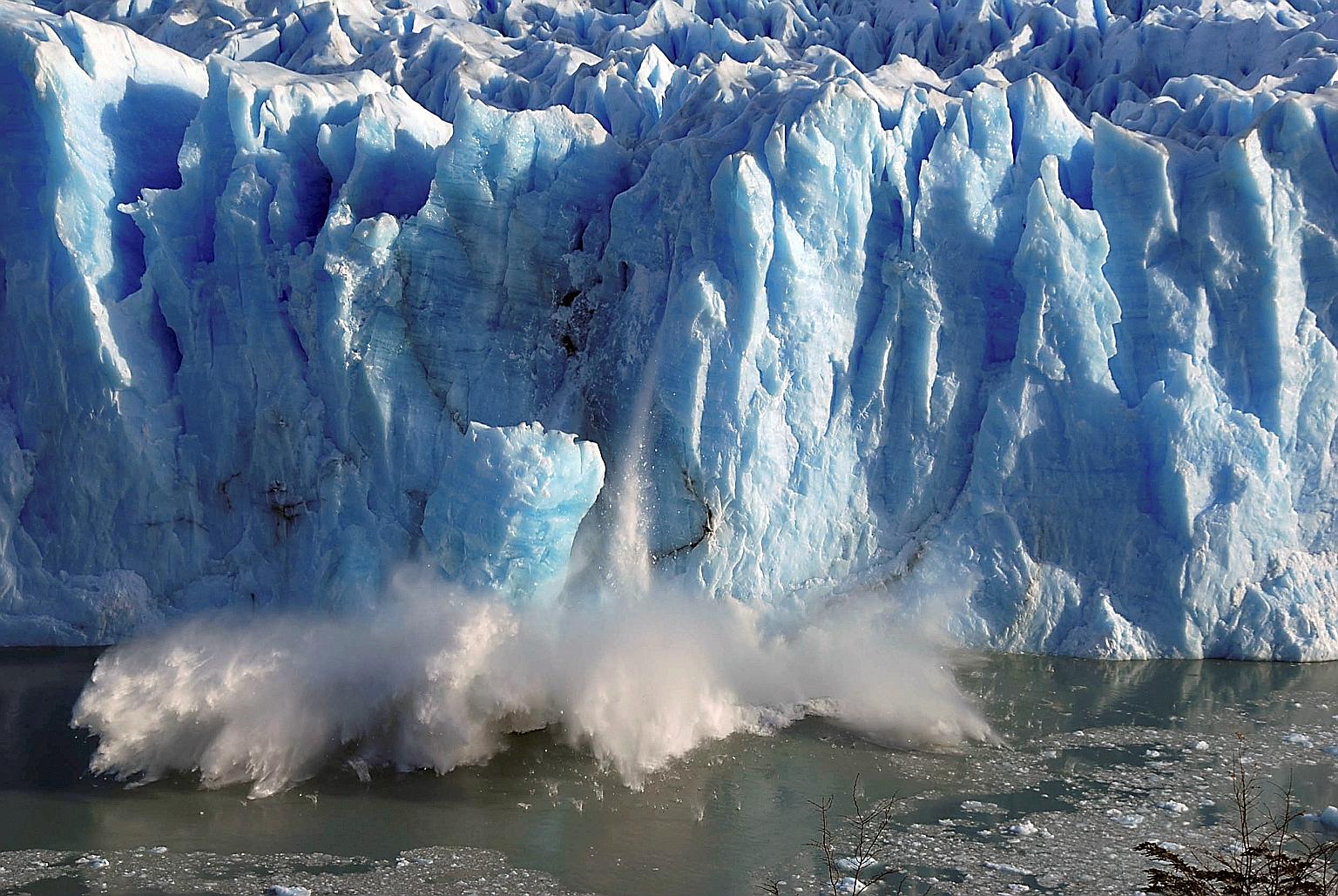 Ice peeling from the Perito Moreno glacier in Santa Cruz, Argentina, in July 2008. Glaciers lost 227 gigatonnes of ice annually from 2000 to 2004, but that rose to 298 gigatonnes each year after 2015, researchers say.