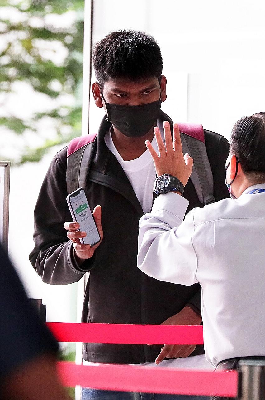 Balachandran Parthiban, an Indian national, pleaded guilty to two charges under the Infectious Diseases Act. ST PHOTO: KELVIN CHNG