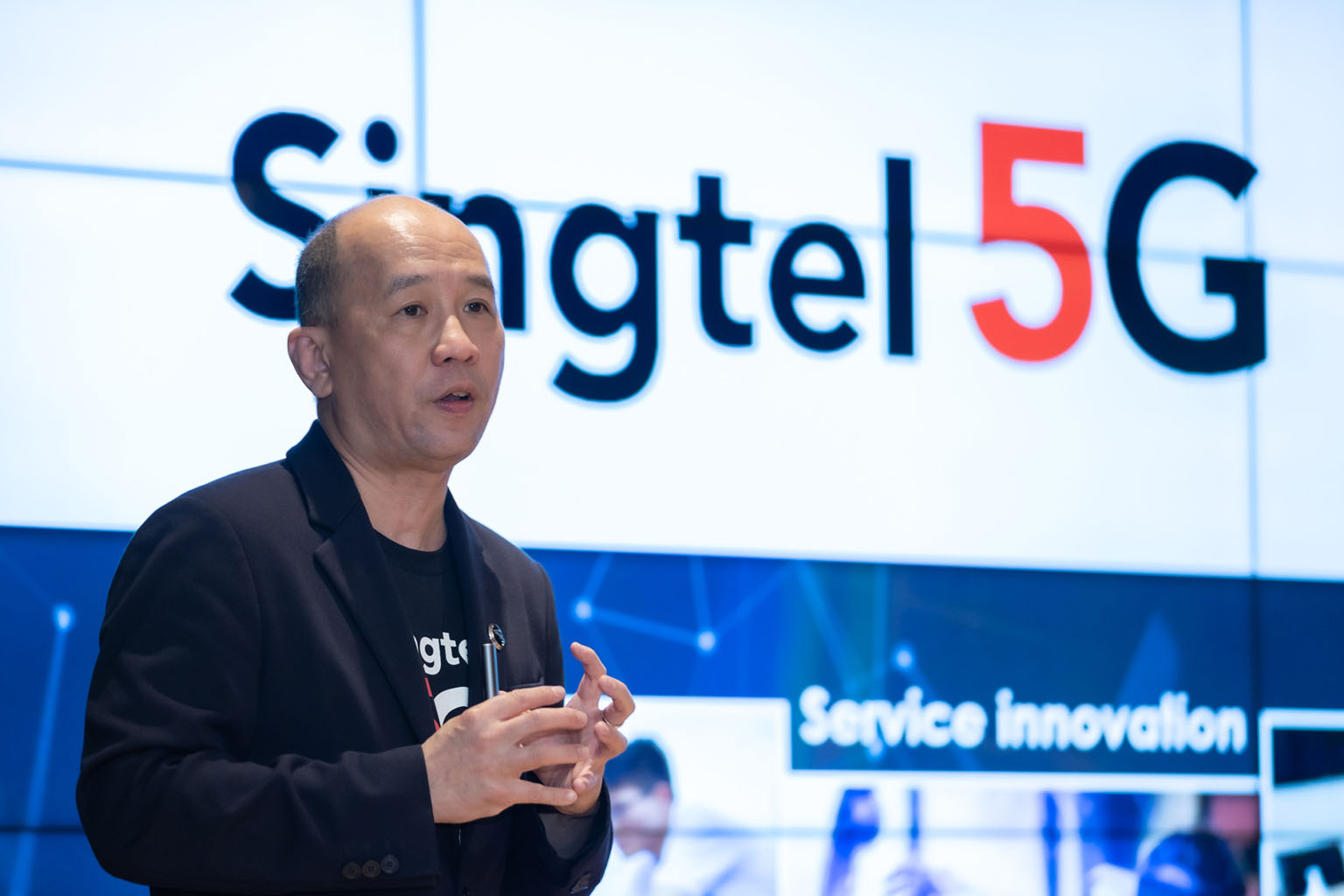 Singtel has started a strategic review to consider options for subsidiaries Amobee and Trustwave Holdings. Group CEO Yuen Kuan Moon (left) said the telco is "open to all types of strategic partnerships and deals, including inviting investors who have