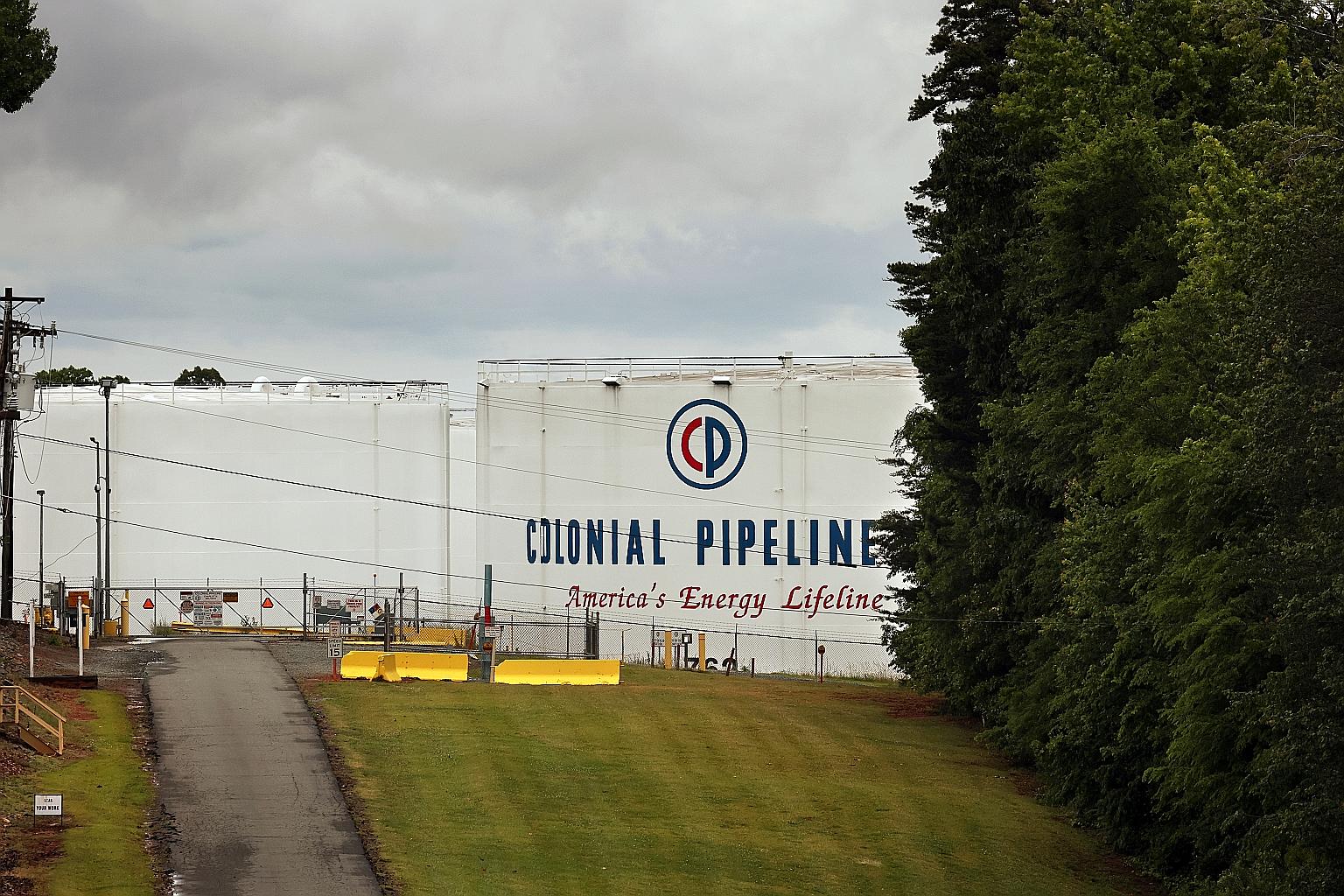 A tanker delivering fuel to a Speedway petrol station in Alexandria, Virginia, last Thursday. A ransomware attack had shut down a major fuel pipeline in America and sent people scrambling for petrol in the south-east last week. A Colonial Pipeline fa