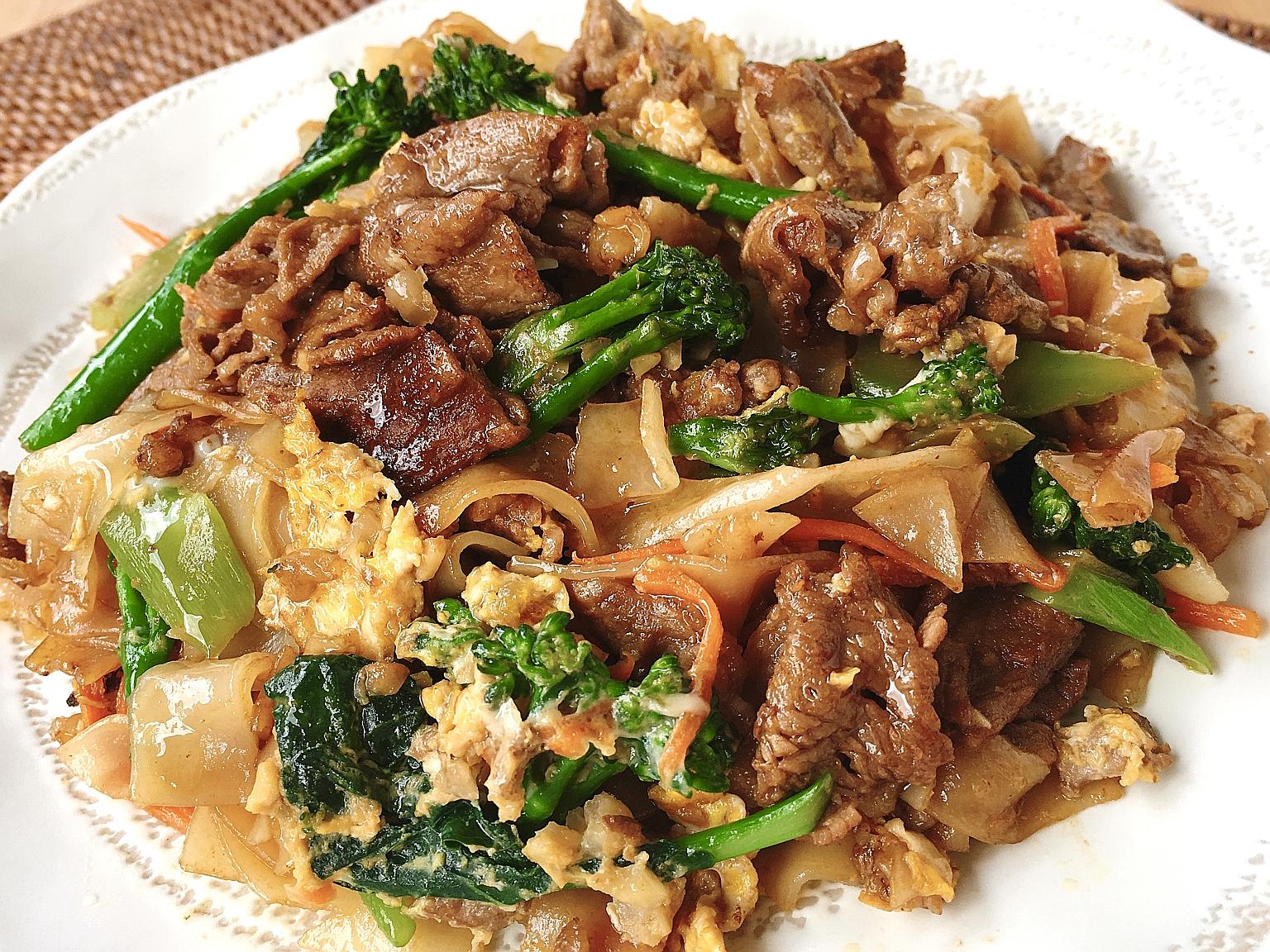 Pad see ew, or soya sauce noodles in Thai, is a simple yet scrumptious one-dish meal.