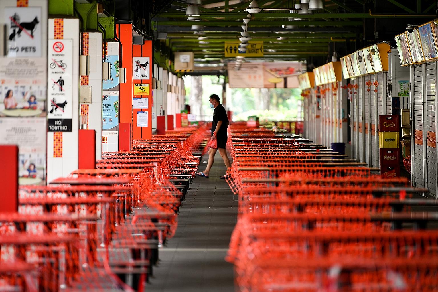 All 182 stalls in 115 Bukit Merah View Market and Food Centre will be closed till tomorrow. In addition, all workers and tenants there have been quarantined and will be swabbed after the Health Ministry found there is likely to be ongoing transmissio