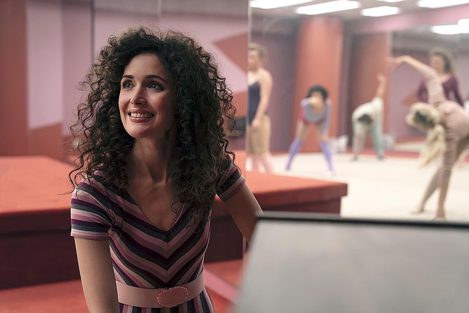 Australian actress Rose Byrne plays a housewife-turned-aerobics guru in Physical.