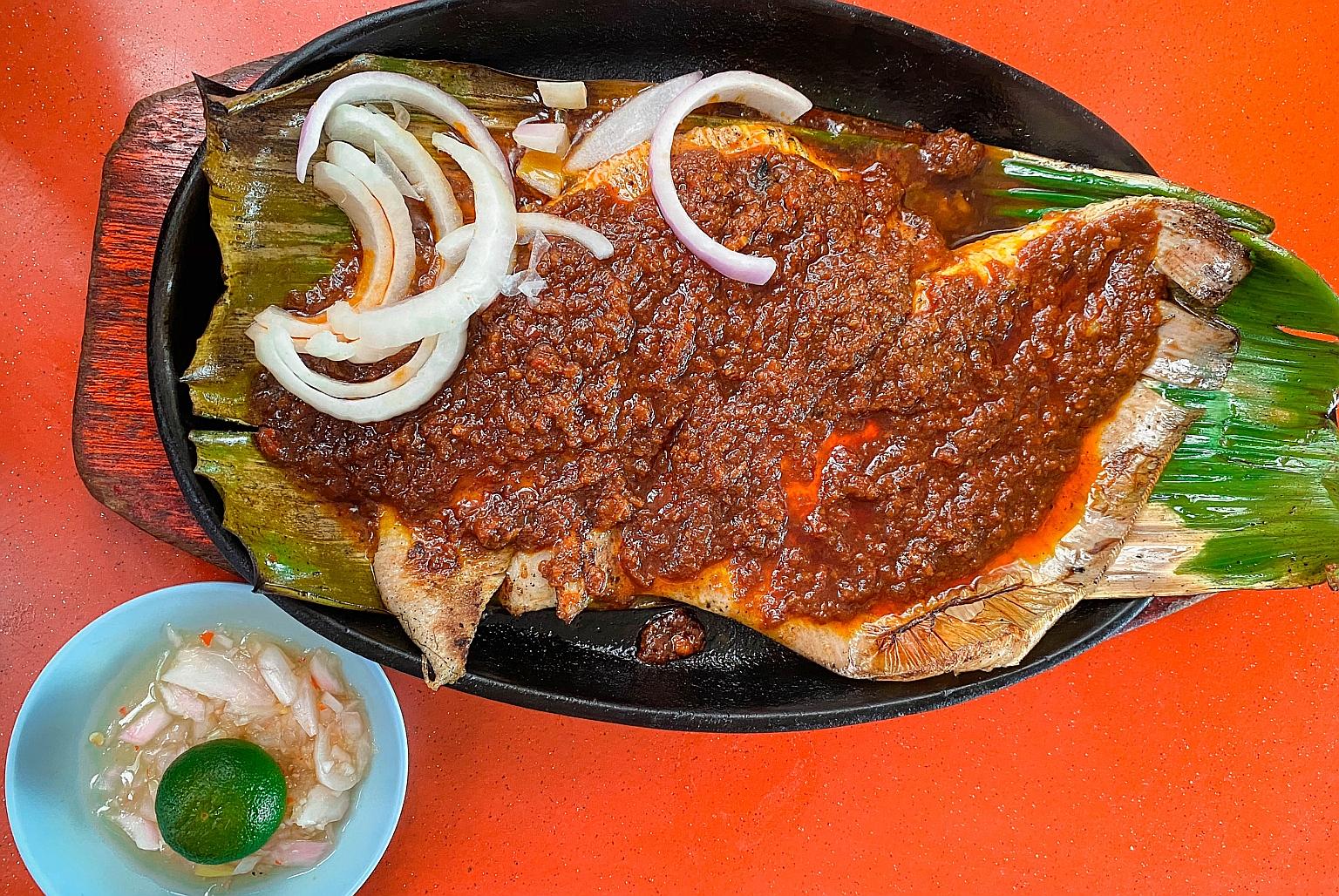 In the past, stingray meat was not desirable as it had an ammonia-like smell, but cooked in sambal, it is now a favourite.
