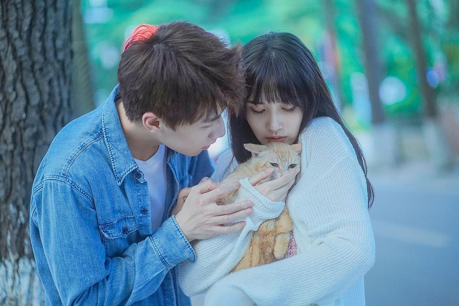 Ren Youlun plays a bookstore owner and Gia Ge plays a female cat spirit in Make A Wish.