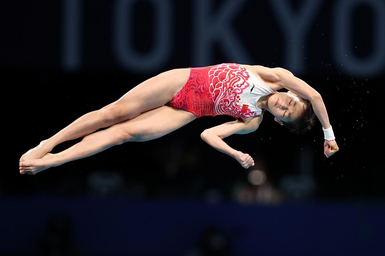 Olympics China's Quan Hongchan, 14, wins gold in women's 10m platform