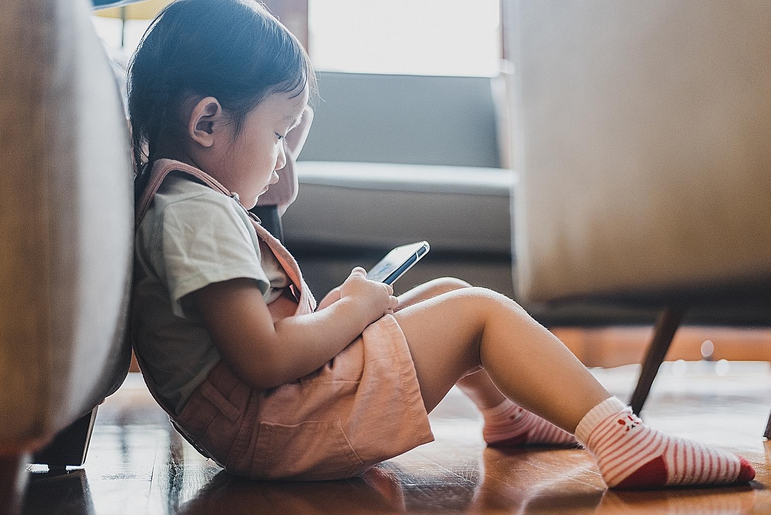 The National Institute of Education study found that screen time among pre-schoolers increased from 1.75 hours to 2.15 hours a day during the pandemic.
