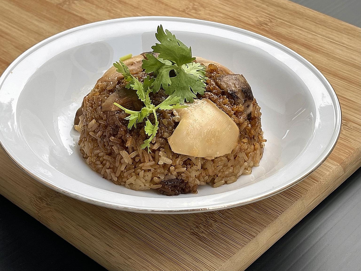 To prepare lor mai gai (left), steam shiitake mushrooms with the glutinous rice (below).