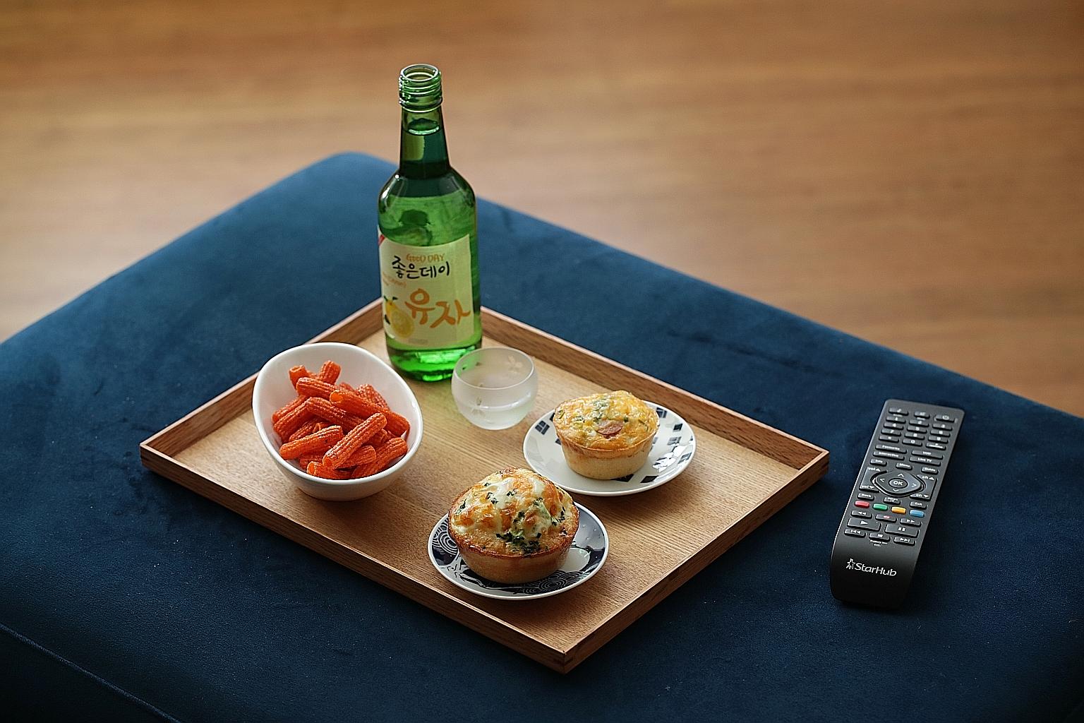 Ham, bacon or sausage makes Korean Egg Bread (above) a savoury treat.