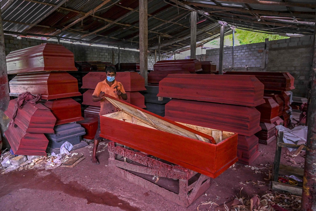 nf-coffin-240821.jpg