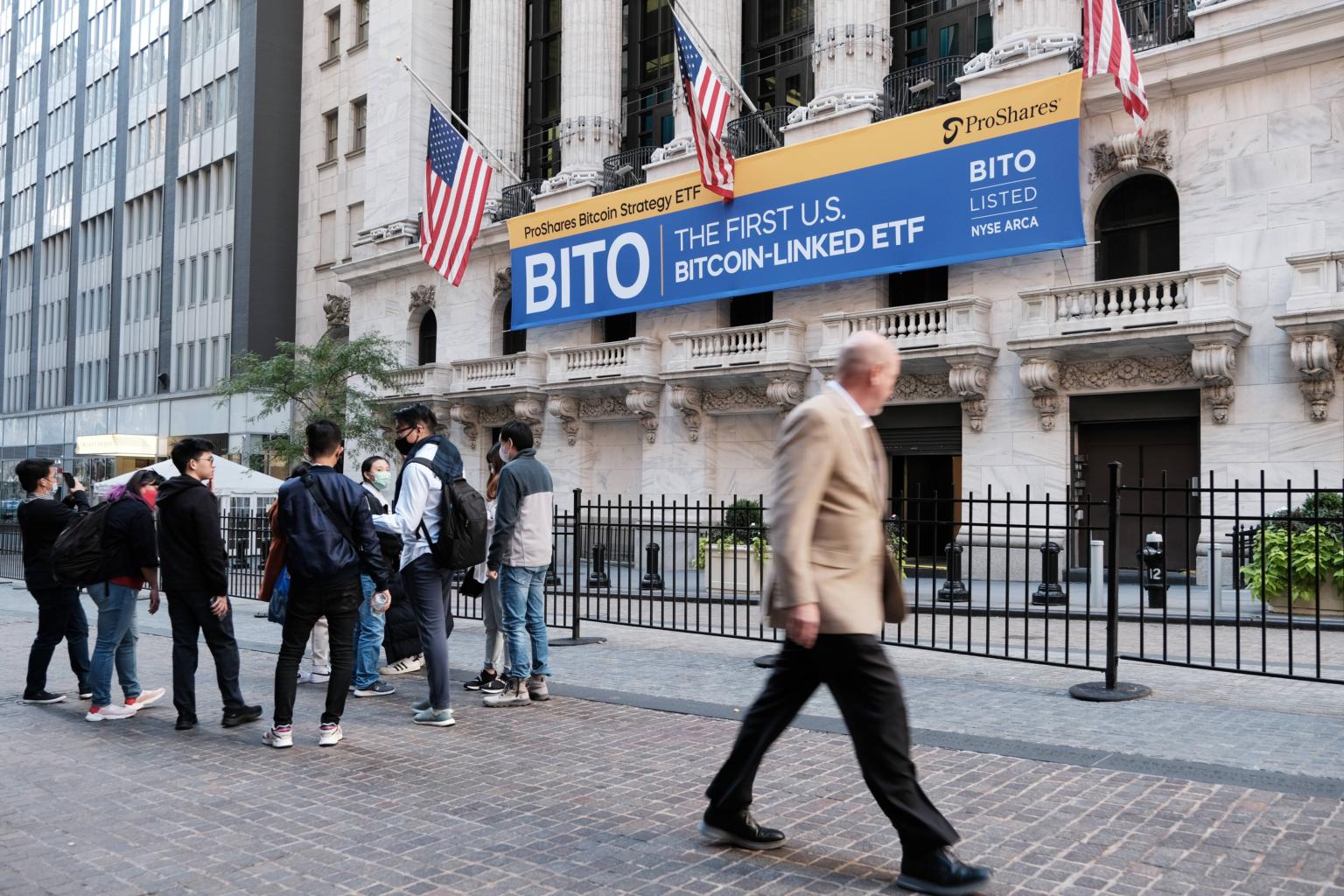 Bitcoin futures ETF debuts as second-highest traded fund ever | The Straits  Times