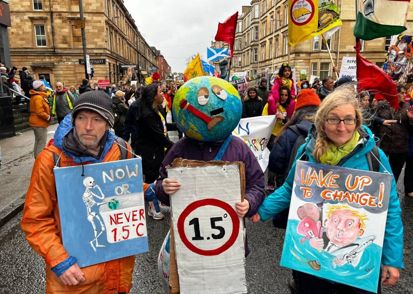 Over 100,000 people rally in Glasgow to call for more climate justice ...