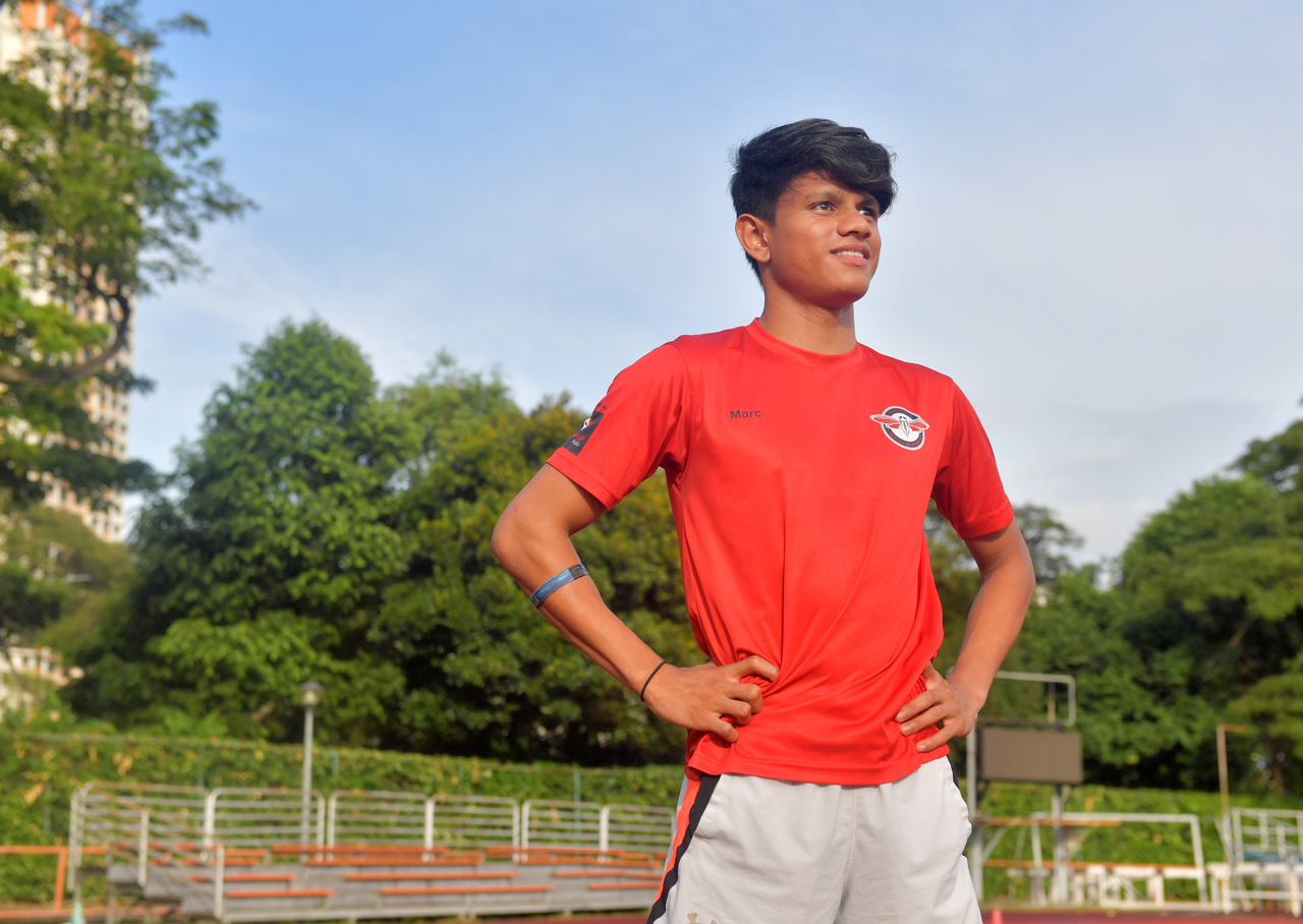 <p>szsprint18 / ST20211215_202137062425 / Alphonsus Chern //National sprinter Marc Brian Louis at the Toa Payoh Stadium, 15 December 2021.</p>