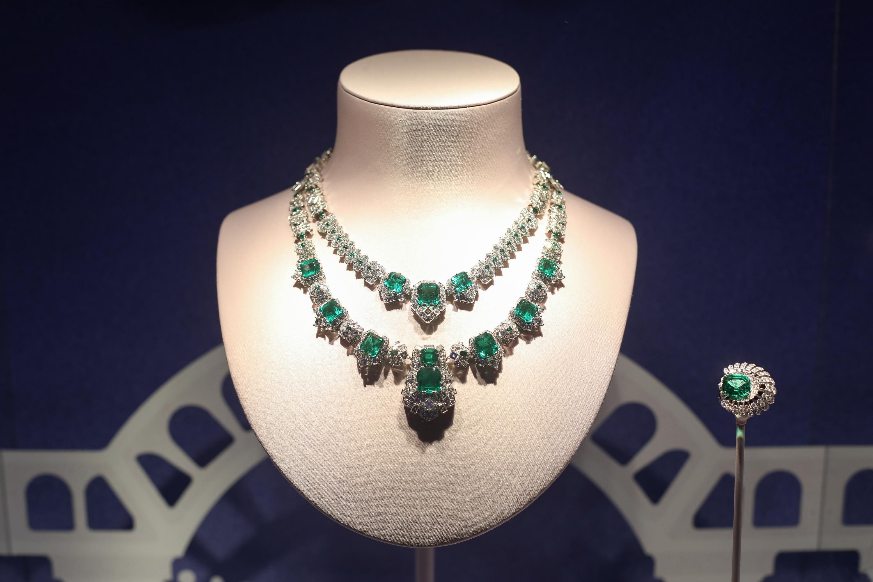 Van Cleef & Arpels' exhibition in S'pore all about shiny baubles and ...