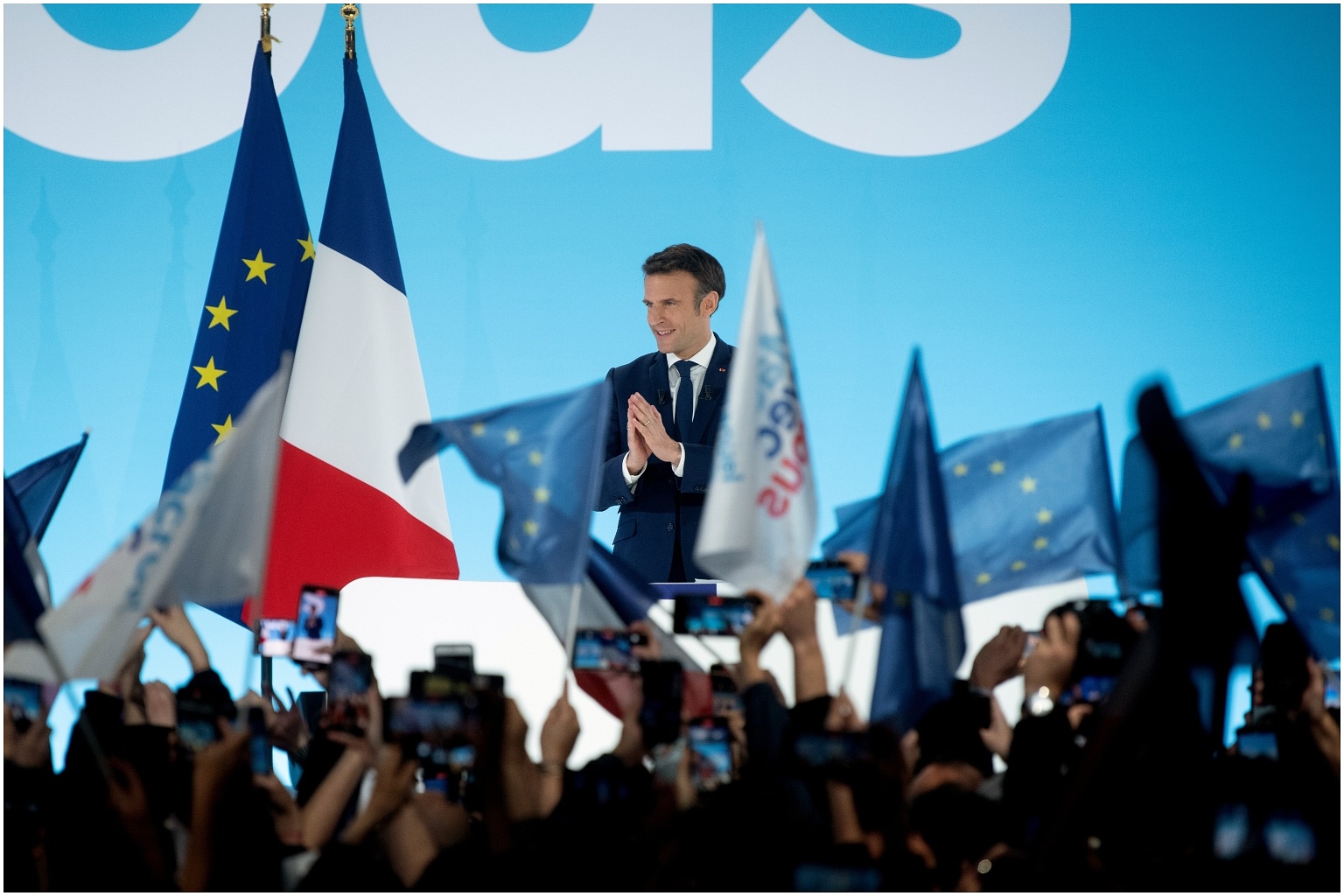 France's Political Pillars Teeter After Presidential Debacle | The ...