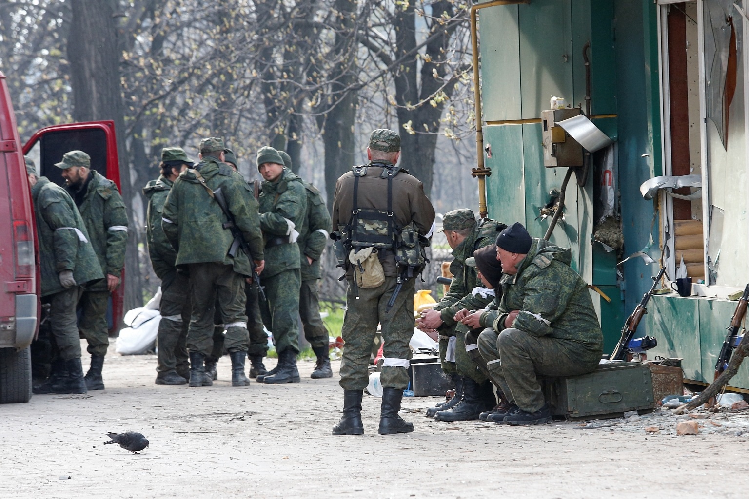 Ukrainians Defy Russian Surrender Demand In Mariupol | The Straits Times