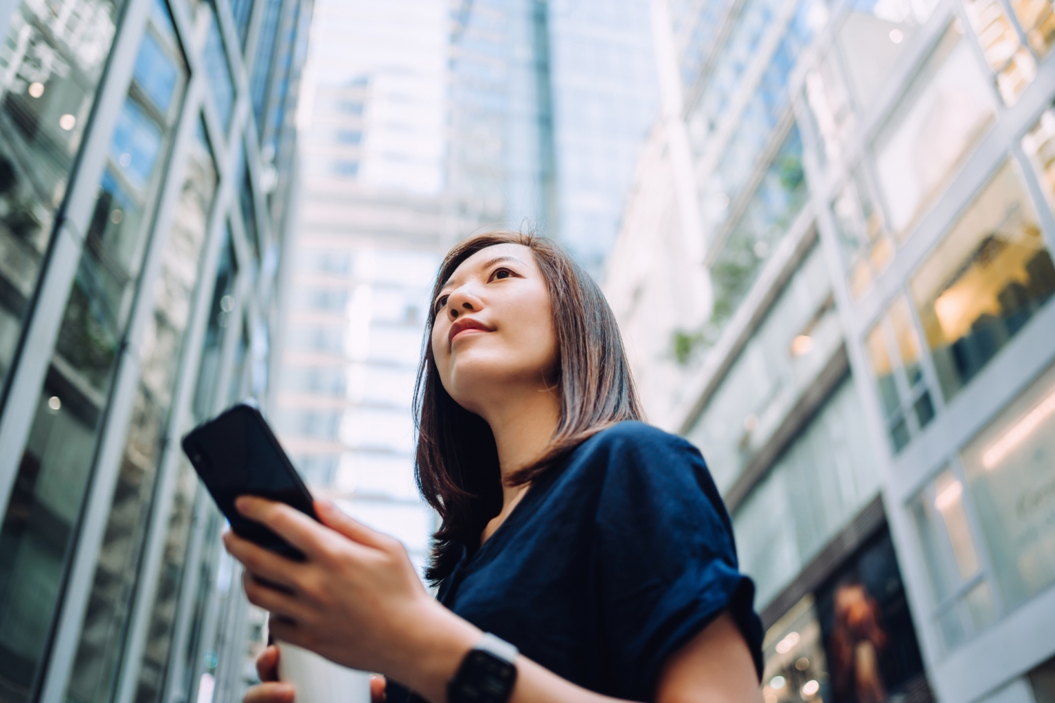 Young investors can consider digital investing platforms