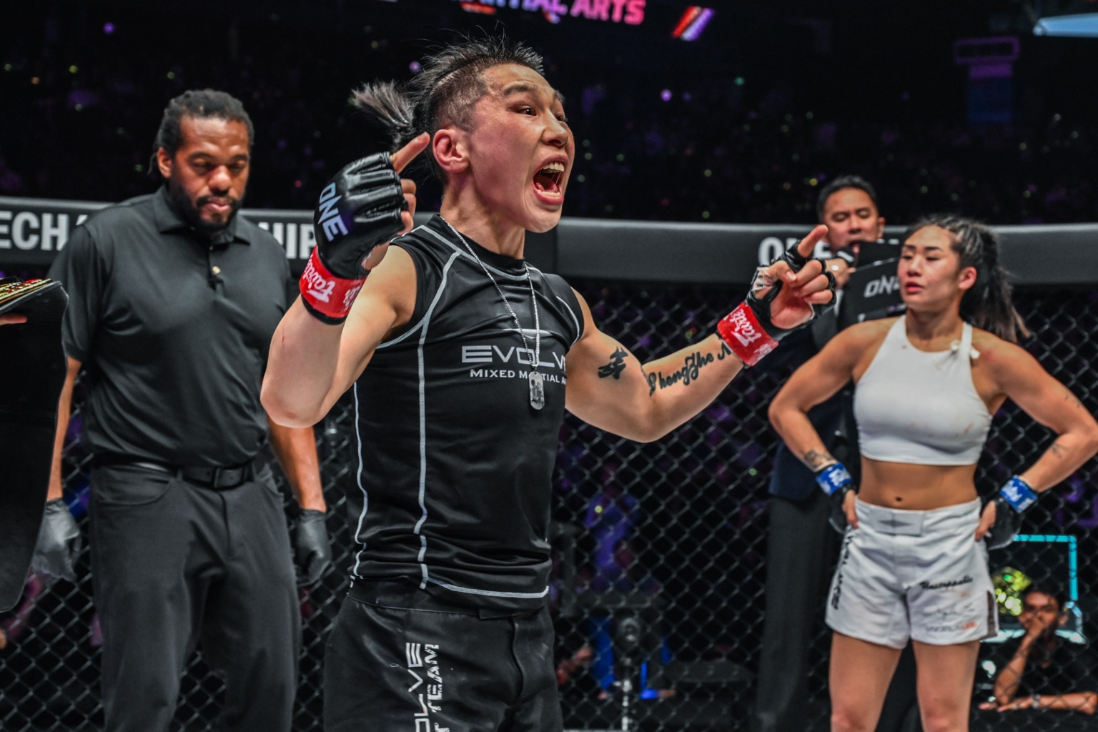 MMA: Controversy as Angela Lee loses bid for strawweight title in disputed  decision | The Straits Times