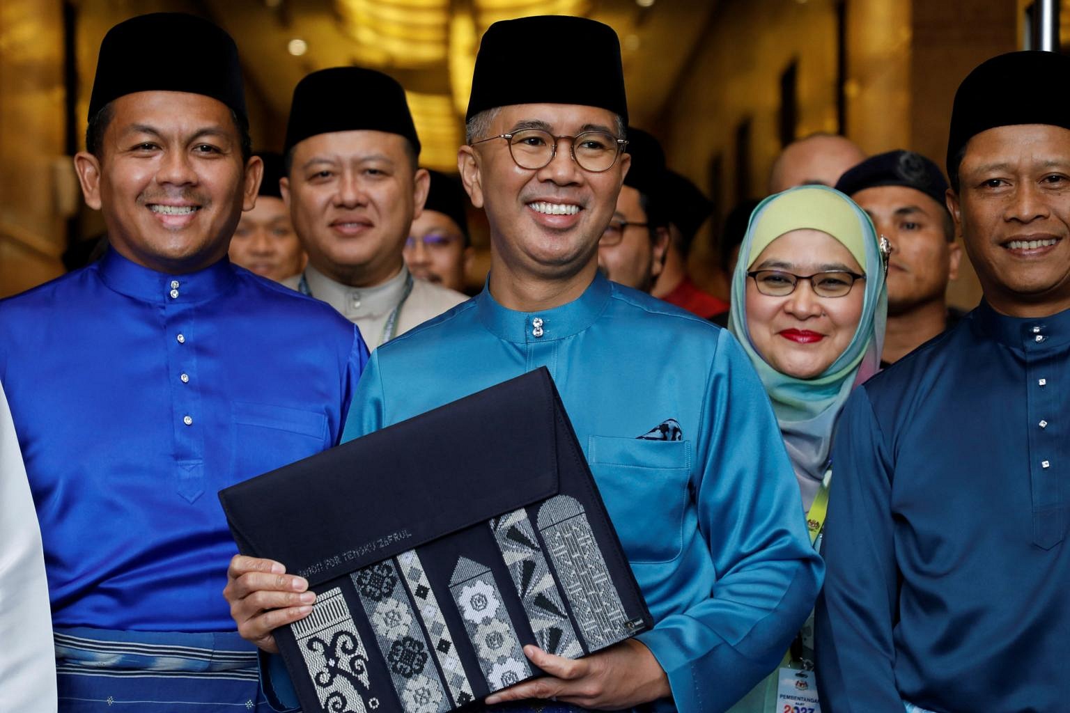 Malaysia Edition: General Election Is Here | BN To Use Budget 2023 As ...