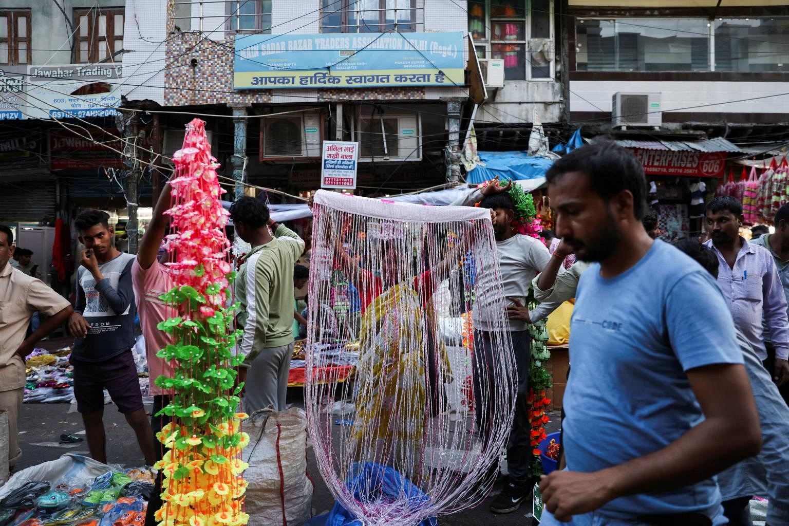 india-festival-spending-booms-despite-inflation-worries-global