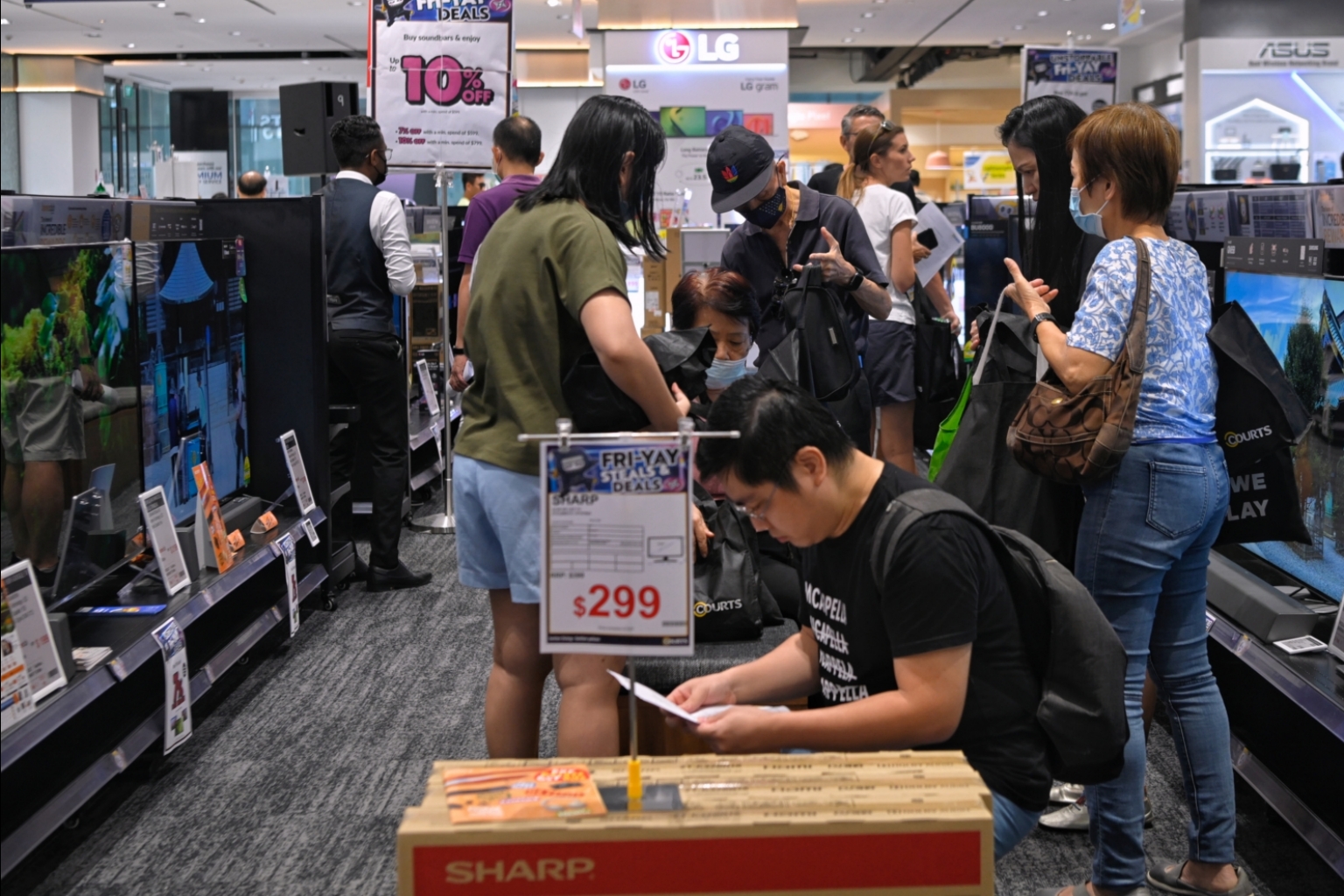 Shopping for electronic appliances