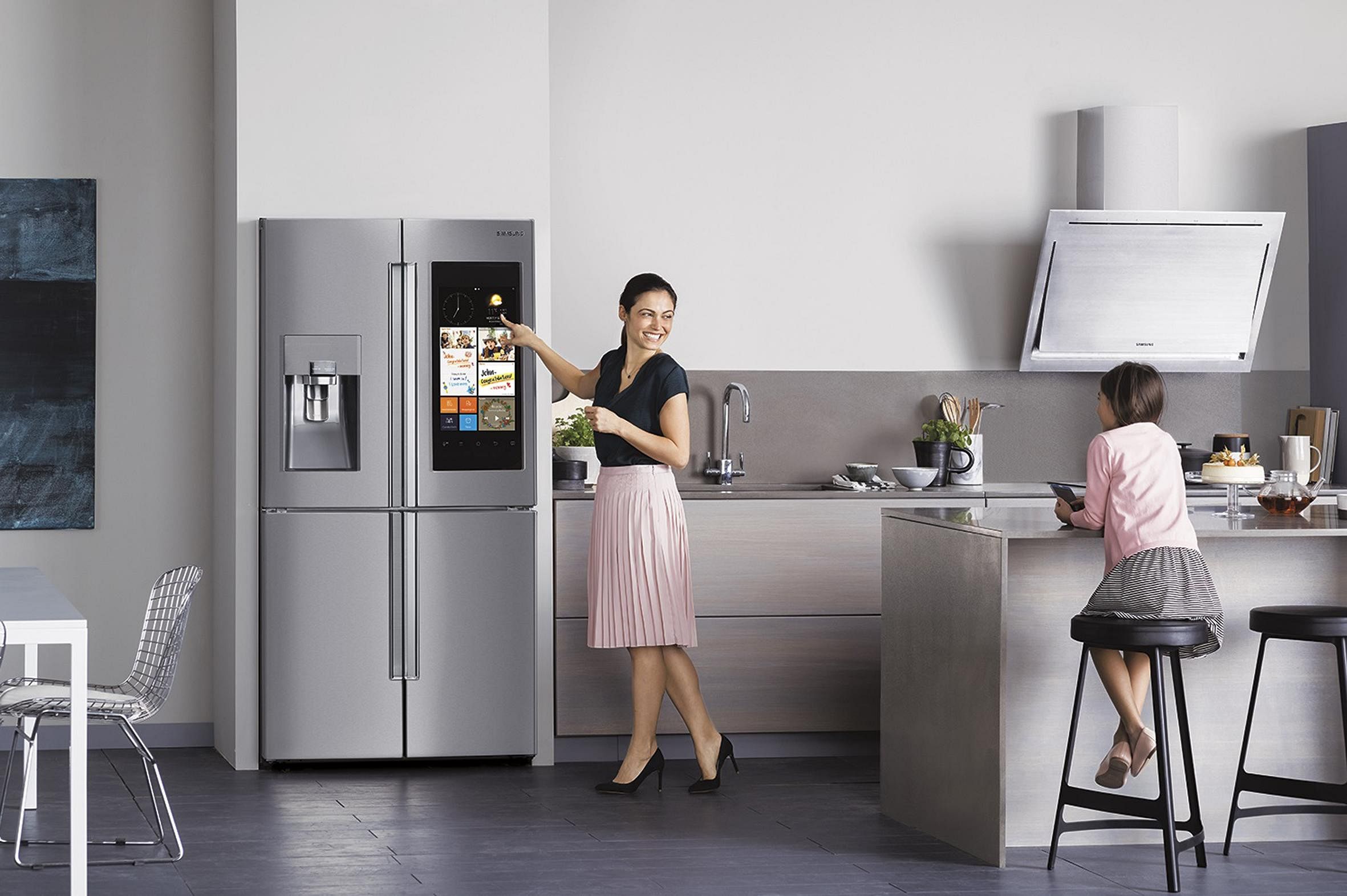 Какую технику для дома. Samsung Family Hub холодильник. Samsung Refrigerator 2021. LG холодильник 2021. Холодильник Samsung 2020.