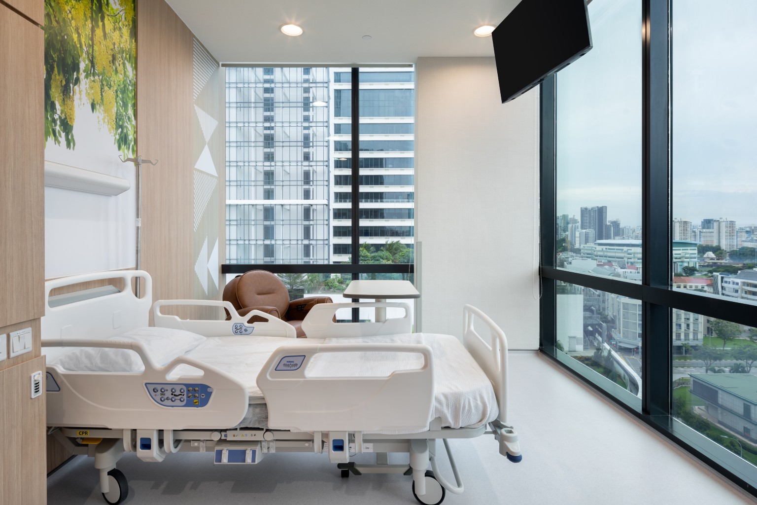 A&E alternatives: Where to seek help quickly for non-emergency ...