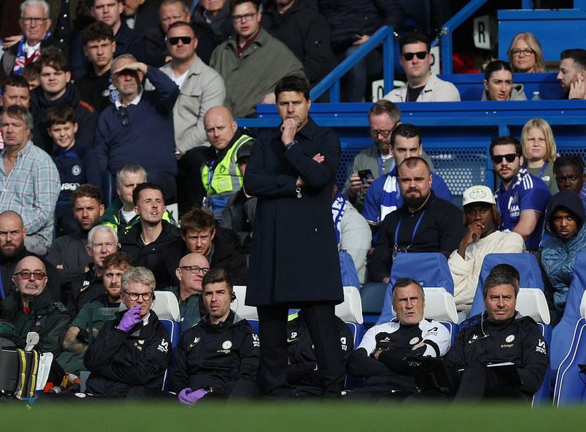 Pochettino's emotional return a sideshow as Chelsea punish Spurs