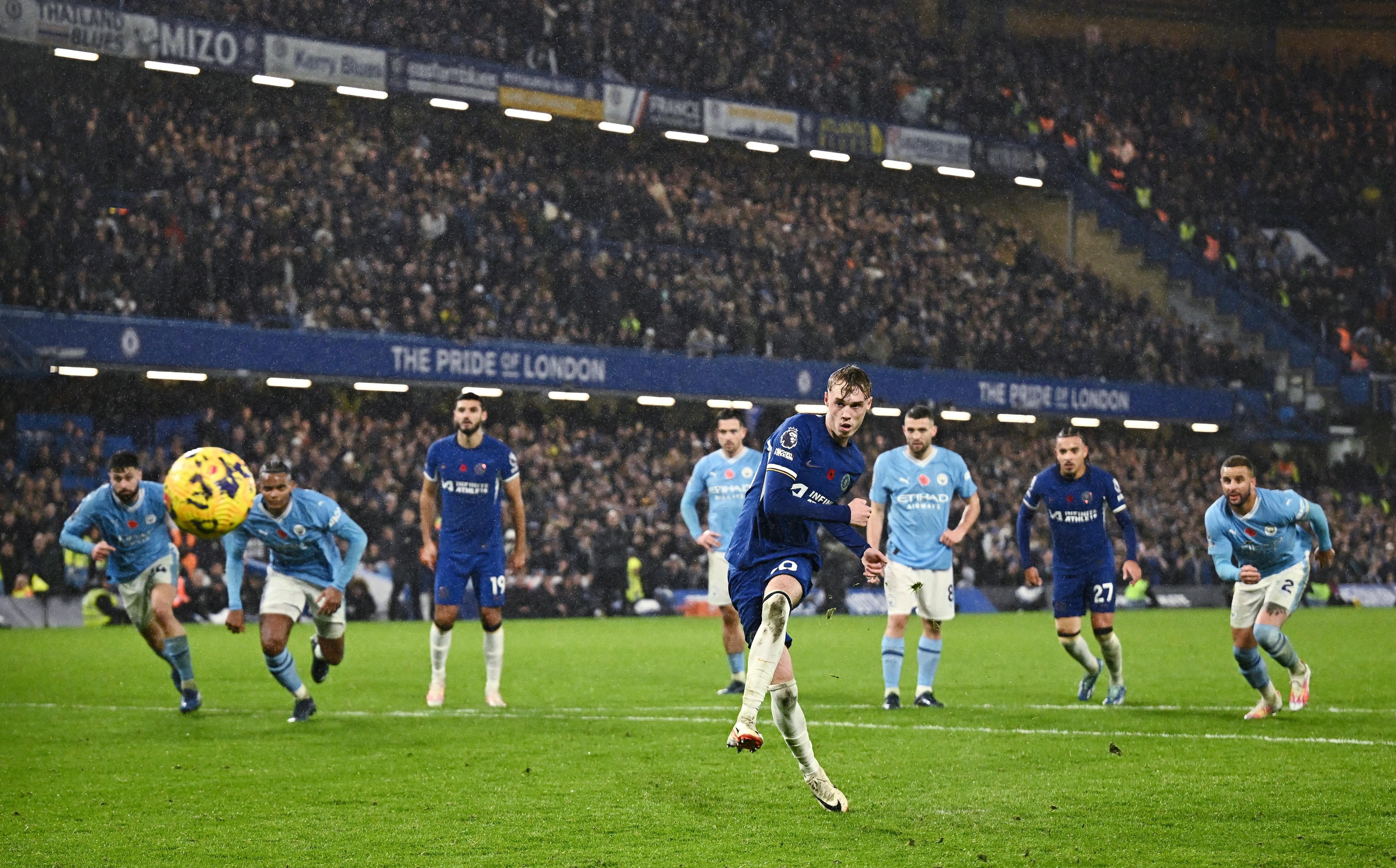 Pochettino's emotional return a sideshow as Chelsea punish Spurs