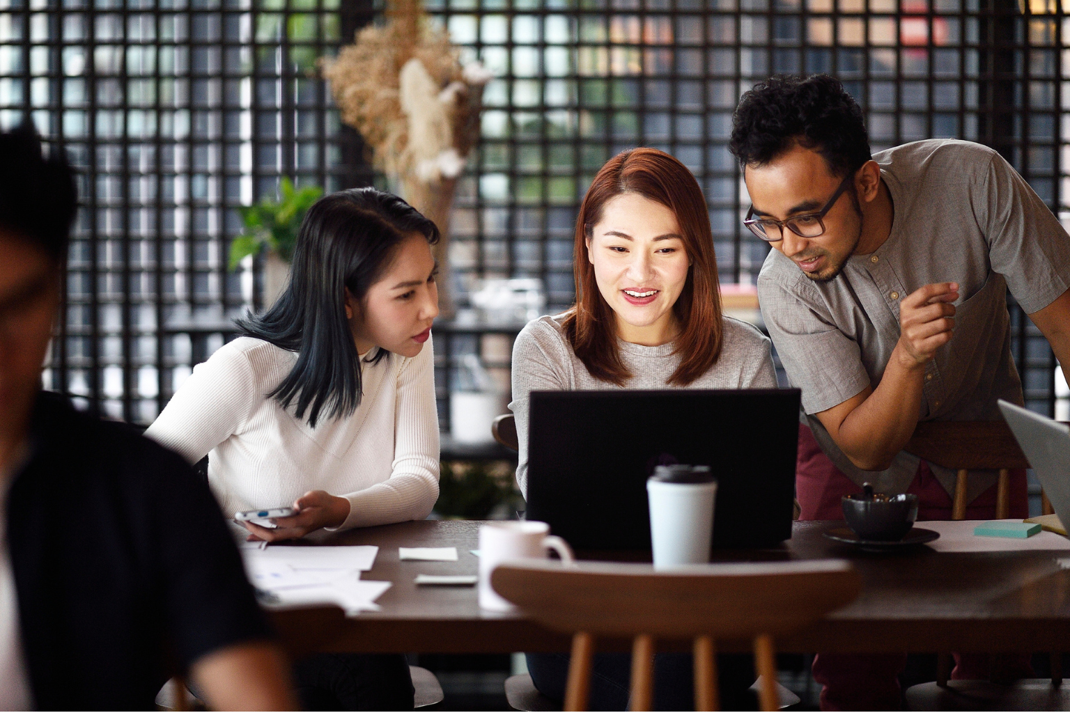 sme employees adopting ai in the workplace