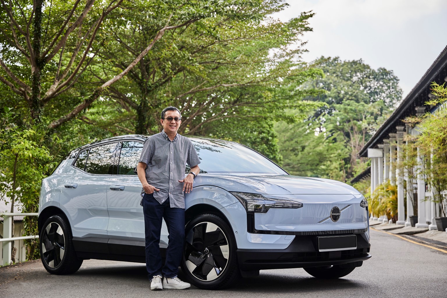 Woon Wee Chiang drives a Volvo EX30