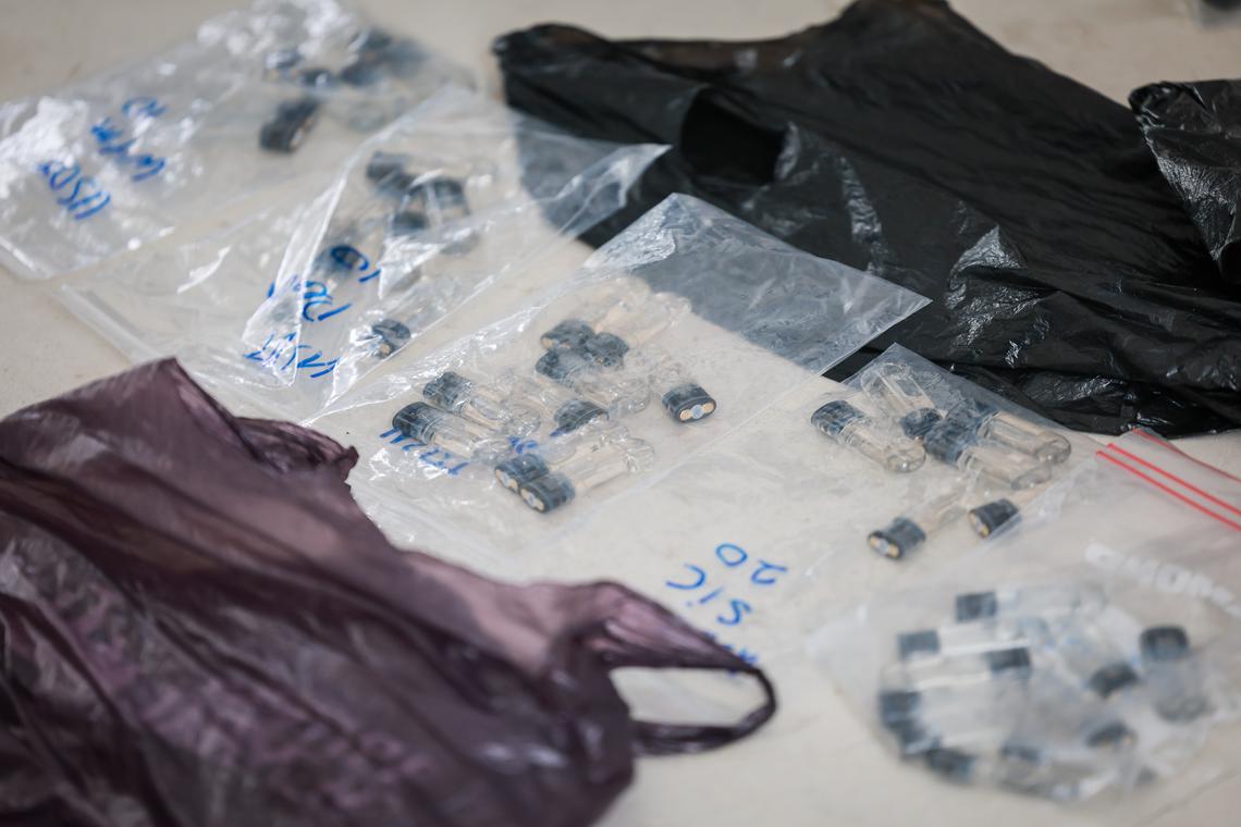 Man filmed trying to flee HSA sting in Bishan given new charges over having  800 Kpods for sale | HardwareZone Forums