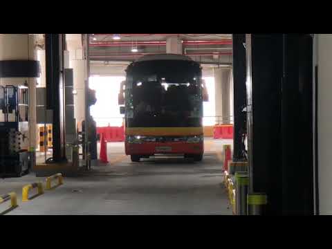 New scanners to check buses entering Tuas Checkpoint | The Straits Times