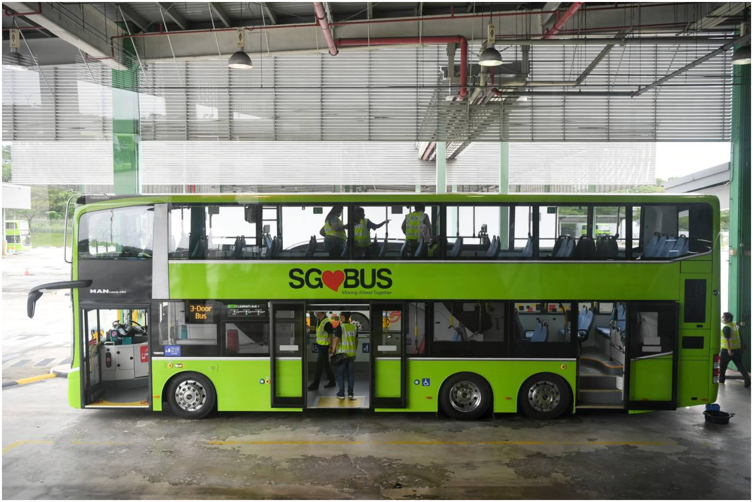 100 three-door double-decker buses with 2 staircases to be rolled out ...