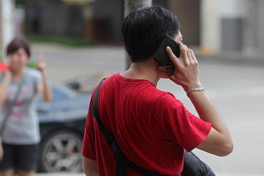 A man talking on a mobile phone.&nbsp;Mobile phone users on 4G plans will soon enjoy clearer phone calls and faster call connection times - though the number of supporting handsets could be limited, initially. -- ST FILE PHOTO:&nbsp;SEAH KWANG PENG