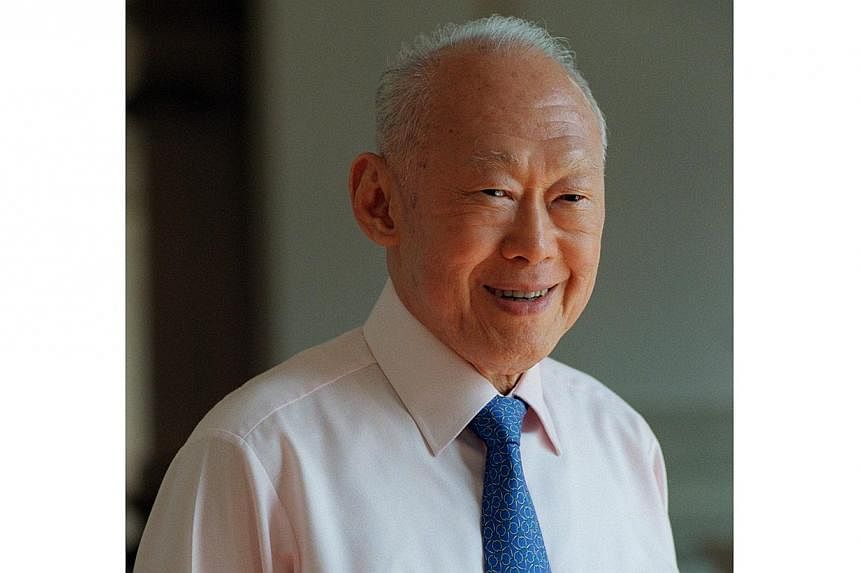 Former prime minister Lee Kuan Yew has received an honorary doctorate from the Russian government for promoting relations between the federation and the rest of the world. -- PHOTO: ST FILE