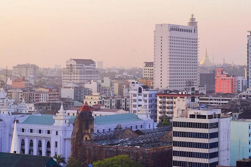 Myanmar will grant foreign banks limited operating licences by the third quarter of this year, in a bid by the country's semi-civilian government to attract foreign investment into an economy just emerging from decades of military rule. -- PHOTO:&nbs