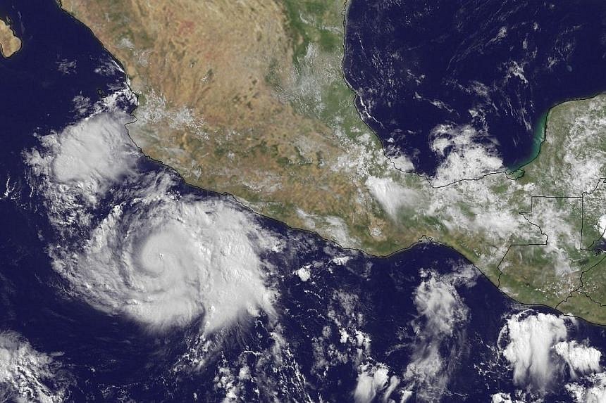 Hurricane Cristina, off Mexico's Pacific coast, strengthens to Category ...