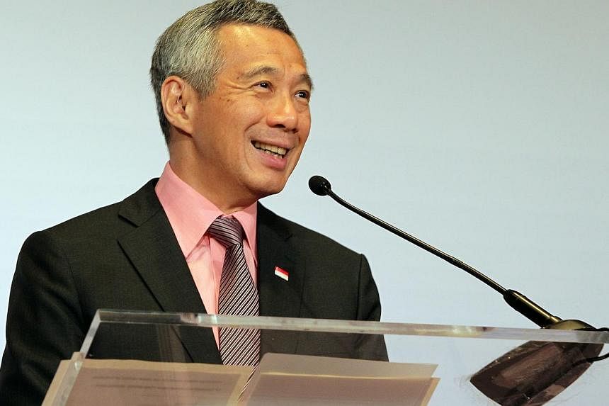 The United States may be in a weary mood as the strains of being the top global leader take their toll, but the country will eventually rally again, Prime Minister Lee Hsien Loong told political news magazine Politico. -- ST PHOTO: NEO XIAOBIN
