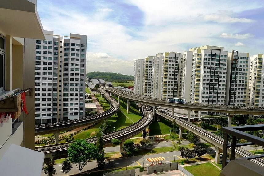 View of Punggol estate as seen from a studio apartment in Punggol Walk.&nbsp;The Housing Board may soon "incentivise" parents to move out of mature estates, so they can join their children in new ones. -- PHOTO: BERITA HARIAN FILE&nbsp;