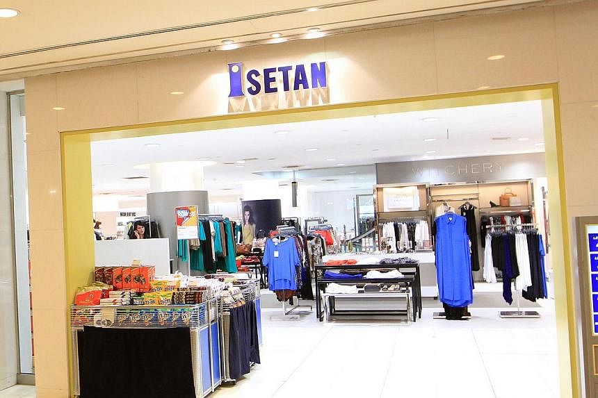 Fashion retailer Isetan (Singapore) warned that it expects to report a loss for the second quarter ended June 30. -- ST PHOTO:&nbsp;NEO XIAOBIN
