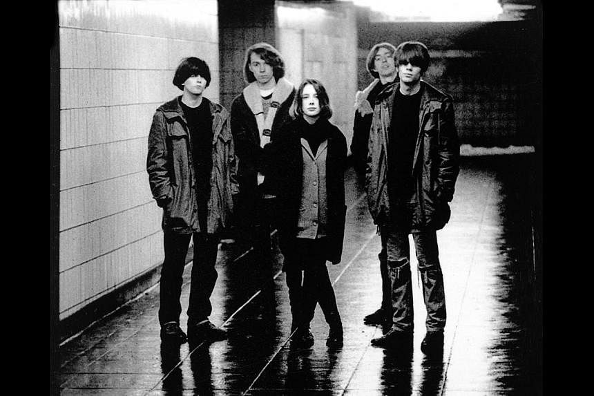 English indie/shoegaze pioneers Slowdive comprise (from left) Simon Scott, Nick Chaplin, Rachel Goswell, Christian Savill and Neil Halstead. -- PHOTO: SYMMETRY ENTERTAINMENT