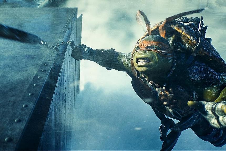 Teenage Mutant Ninja Turtles romped to the top of the US box office, dethroning Guardians Of The Galaxy in their first weekend in theaters, industry figures showed on Monday. -- PHOTO: UIP