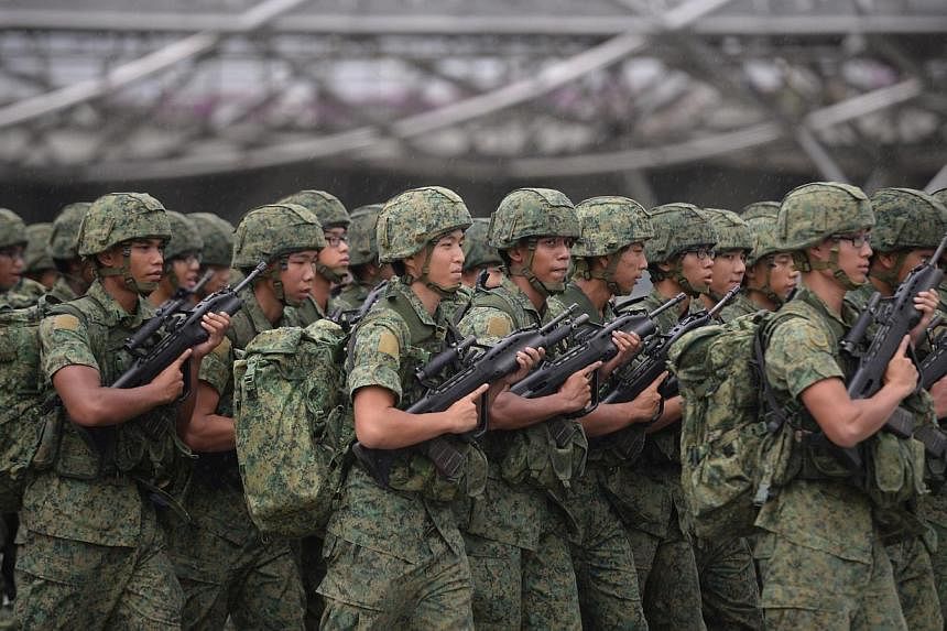 The Singapore Armed Forces will take in its first volunteer corps next March but will not be aiming for "mass numbers", Defence Minister Ng Eng Hen said on Thursday, Aug 14, 2014. -- ST PHOTO:&nbsp;MARK CHEONG