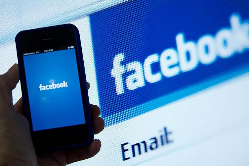 The long-held notion that new media platforms like Facebook and Twitter are the great leveller of political participation online has been debunked, at least according to a new survey. -- PHOTO: AFP