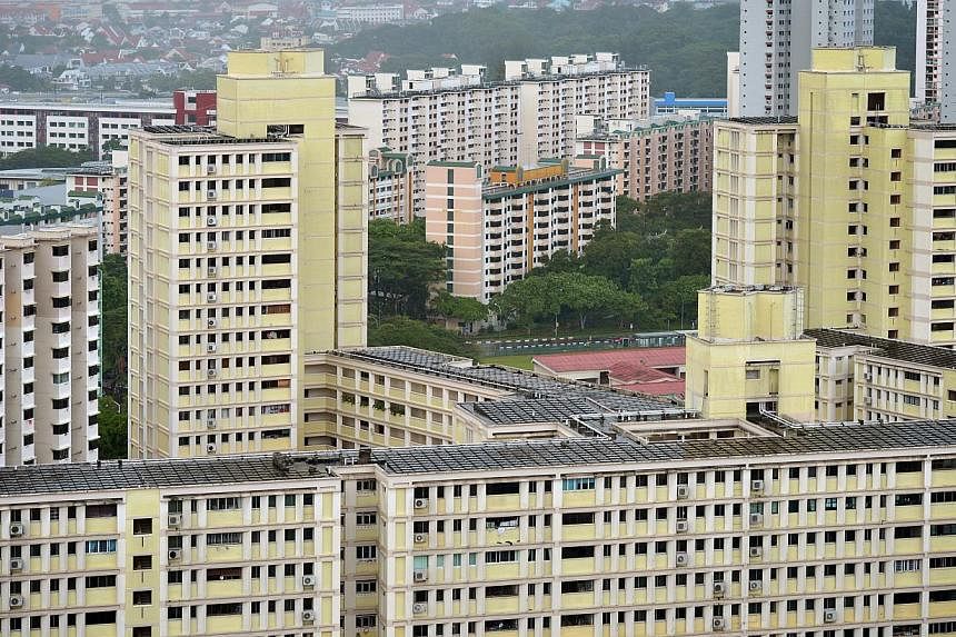 HDB flats in Toa Payoh, taken on May 7, 2014. Public housing in Singapore will be boosted in years to come as the Housing Board intends to roll out smart technologies to its towns. -- PHOTO: ST FILE