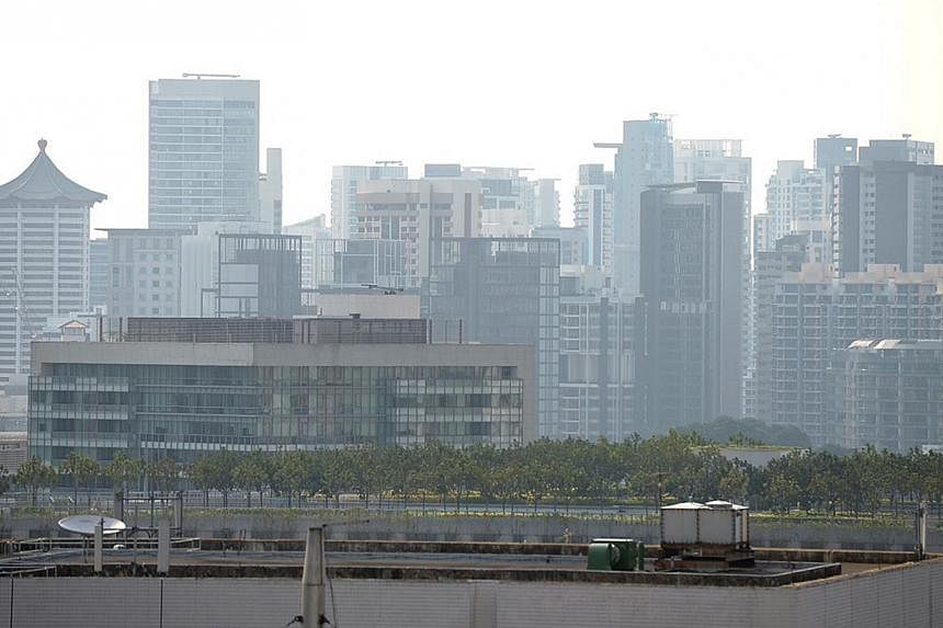 The haze shrouding Singapore on Sept 15, 2014. -- ST PHOTO: DESMOND WEE