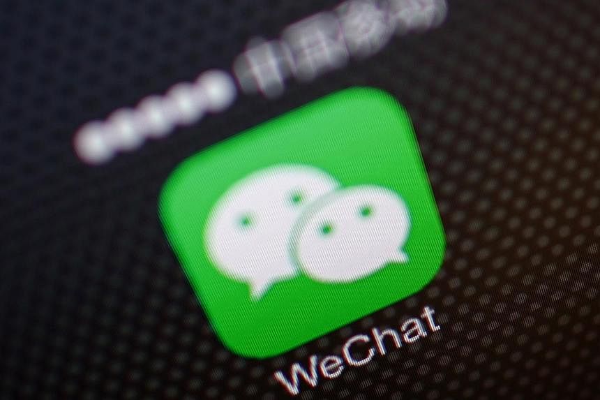 China's Cyperspace Administration has closed nearly 1.8 million accounts on social networking and instant messaging services since it launched its anti-pornography campaign in April, state news agency Xinhua reported on Saturday. -- PHOTO: REUTERS&nb