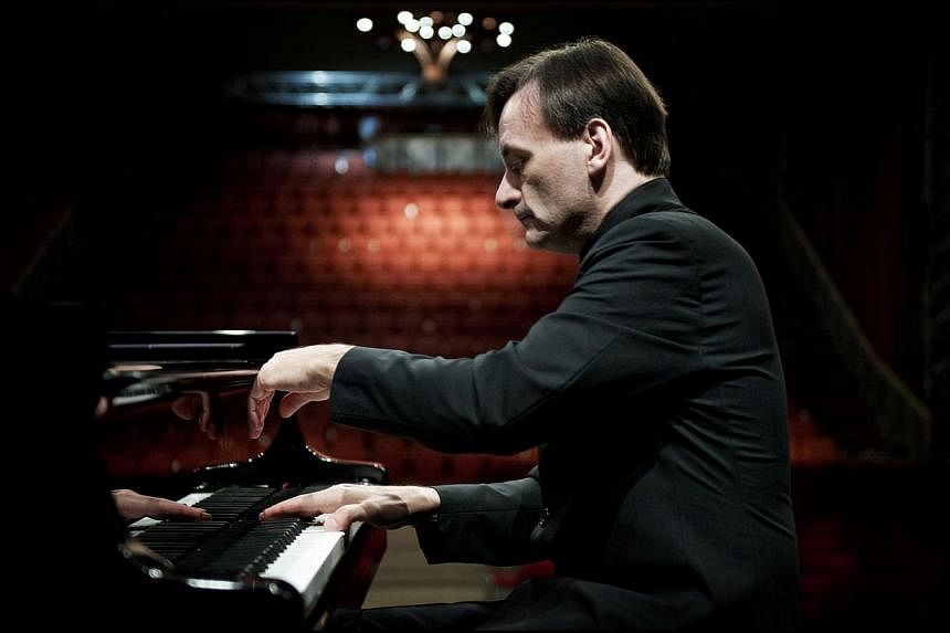 British pianist Stephen Hough has made regular concert appearances in Singapore since the 1990s, and has gained a large fan base here. -- PHOTO: SIM CANETTY-CLARKE&nbsp;